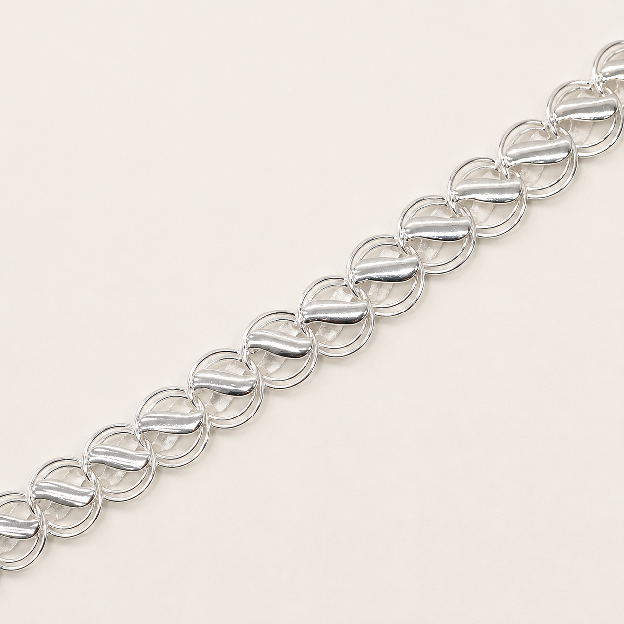 Silver Lotus Bracelet - Timeless Style