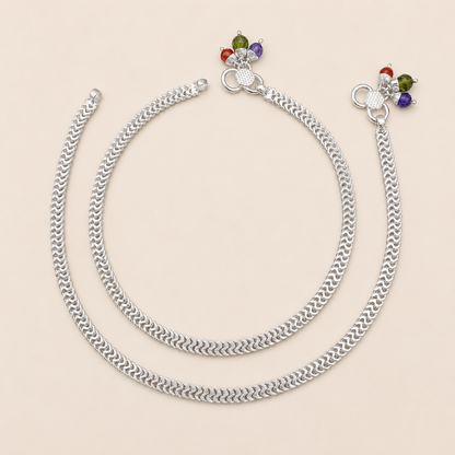 Silver Modern Solid Anklet - Sleek & Durable