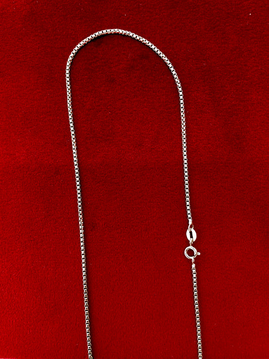 92.5 Pure Silver Rhodium Ladies Chain - Round Box Design - Durable and Stylish
