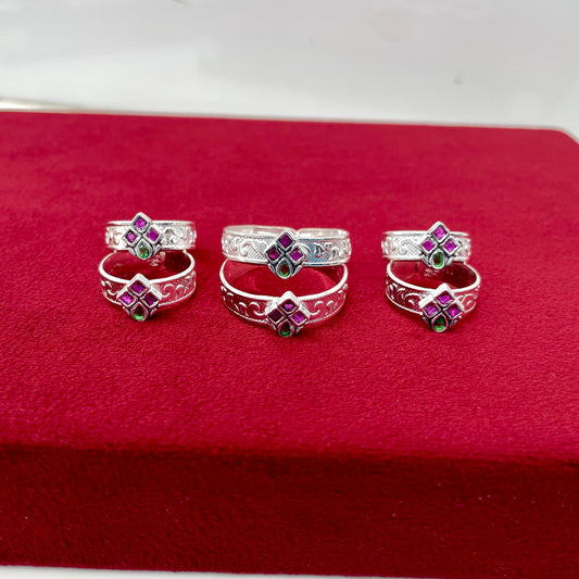 Ox. Cut Stone Angutha-Bichhiya Set