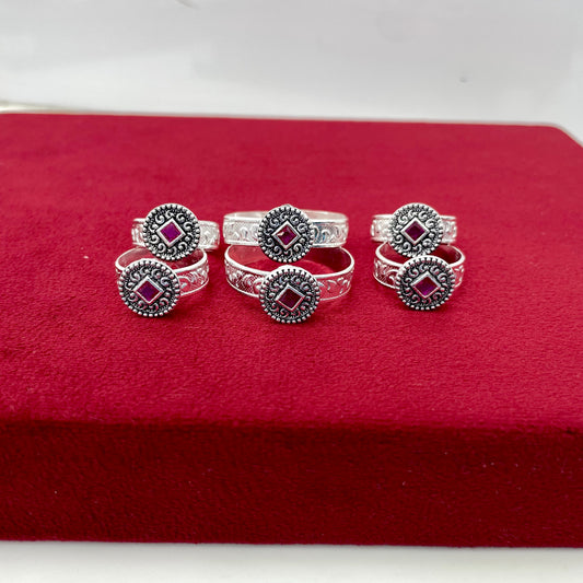 Ox. Red Stone Angutha-Bichhiya Set