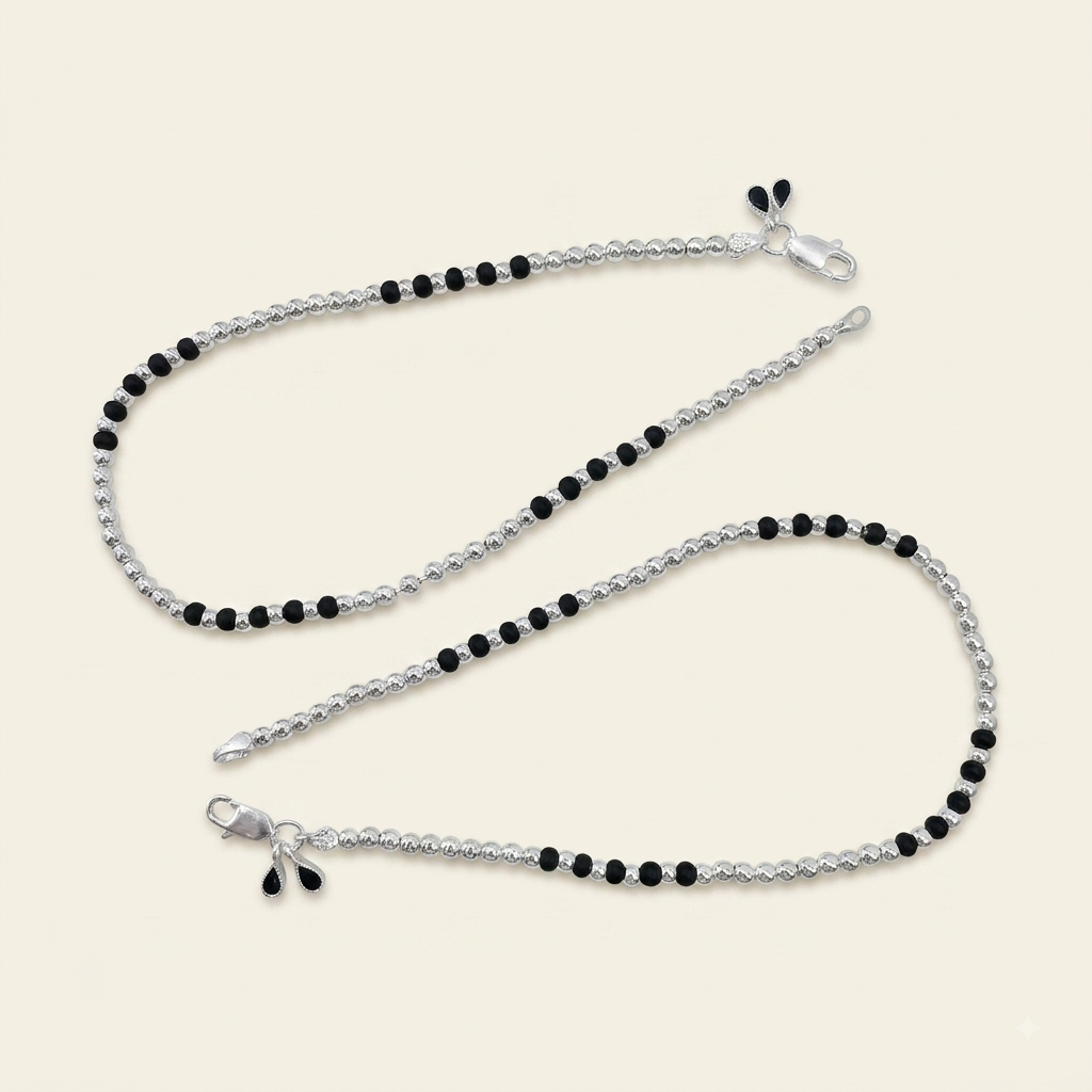 Silver Black And Silver Beads Stylish Anklet