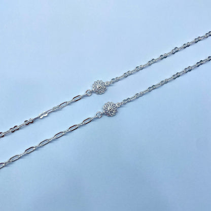 Elegant Flower Anklet