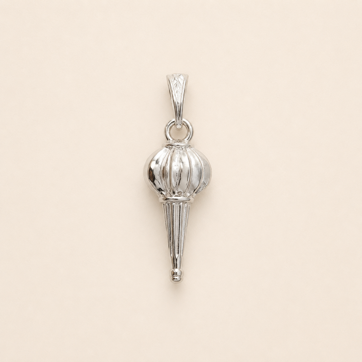 Silver Gada Pendant - Minimal Style