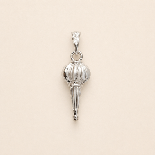 Silver Gada Pendant - Minimal Style
